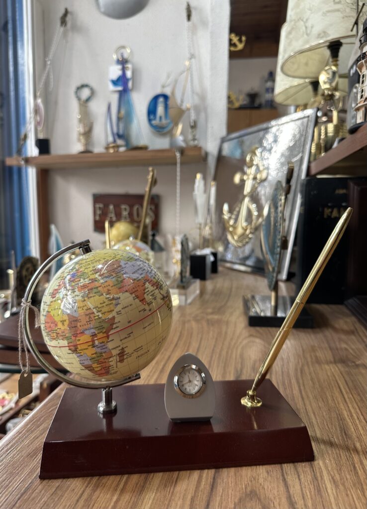 ΕΙΔΗ ΓΡΑΦΕΙΟΥ - ΦΑΡΟΣ